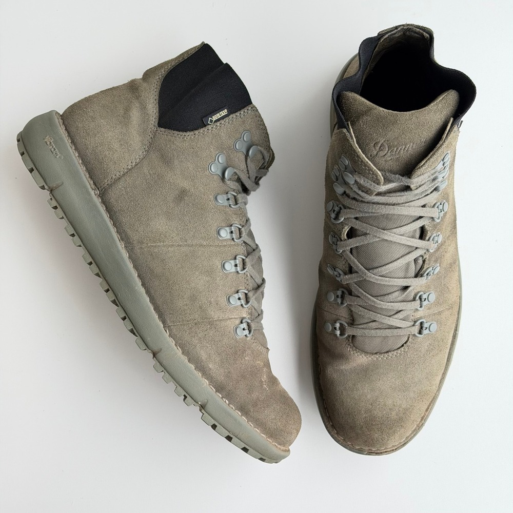 Danner Vertigo 917 Boots Mens 11.5 Sage Green Suede Gore-Tex Vibram Hiking
